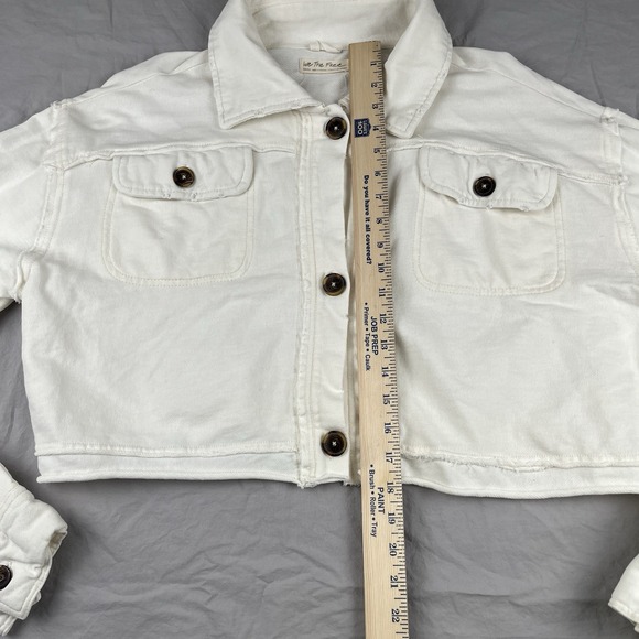 WE the FREE PEOPLE Saturday Boxy Cropped Shirt Jacket Women Small Cream BOHO - Picture 9 of 11